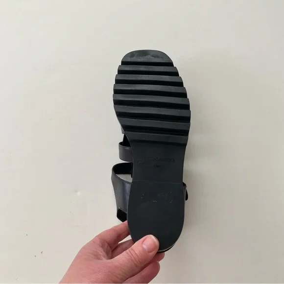 NWB Bernardo Sasha Strappy Sandal - Picture 13 of 16